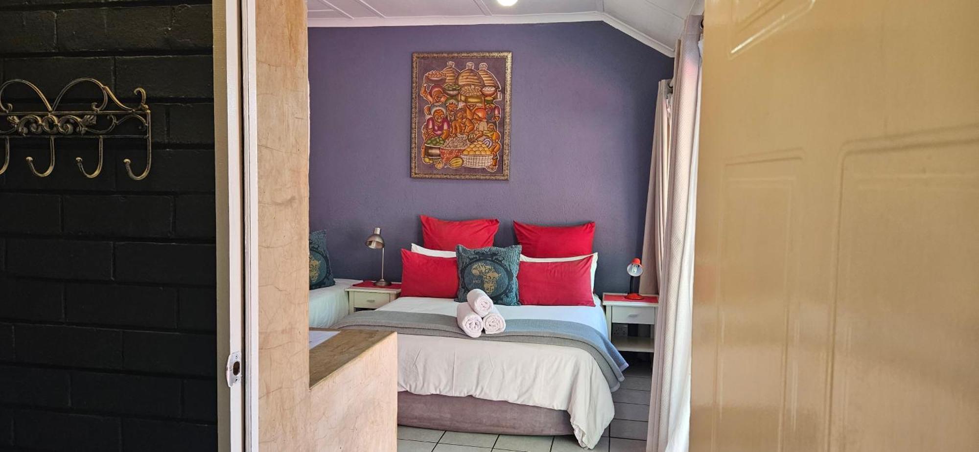 Old Vic Travellers Inn Nelspruit Νέλσπρουιτ Εξωτερικό φωτογραφία
