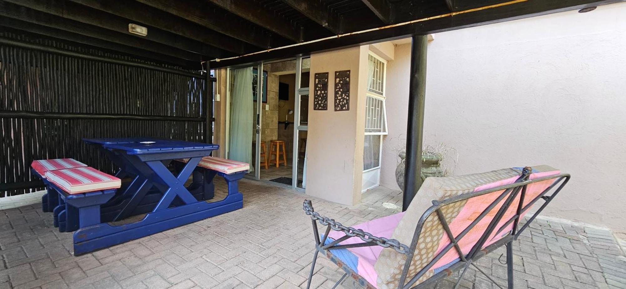 Old Vic Travellers Inn Nelspruit Νέλσπρουιτ Εξωτερικό φωτογραφία