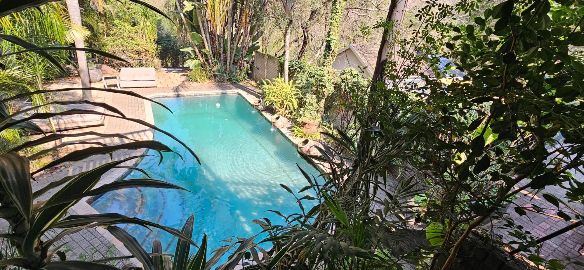 Old Vic Travellers Inn Nelspruit Νέλσπρουιτ Εξωτερικό φωτογραφία