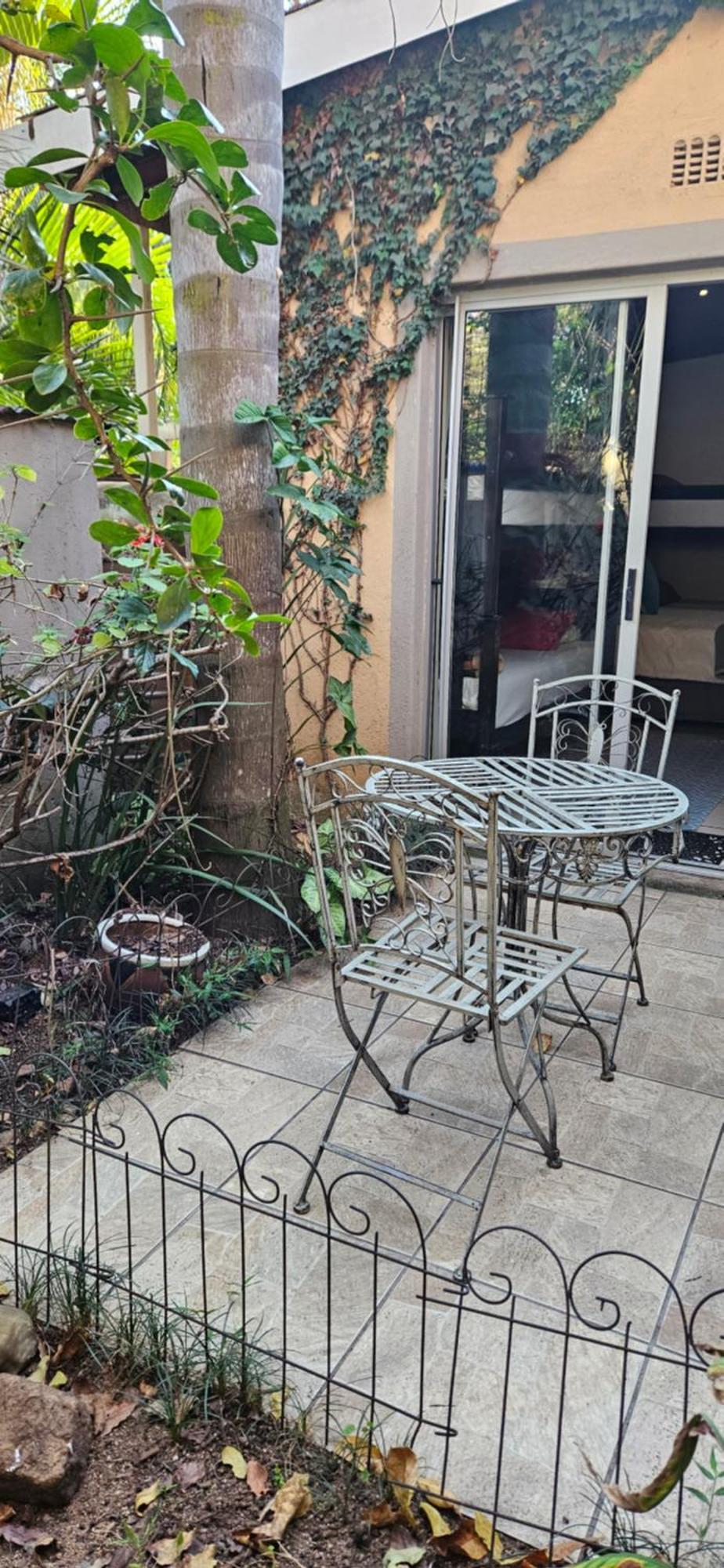 Old Vic Travellers Inn Nelspruit Νέλσπρουιτ Εξωτερικό φωτογραφία