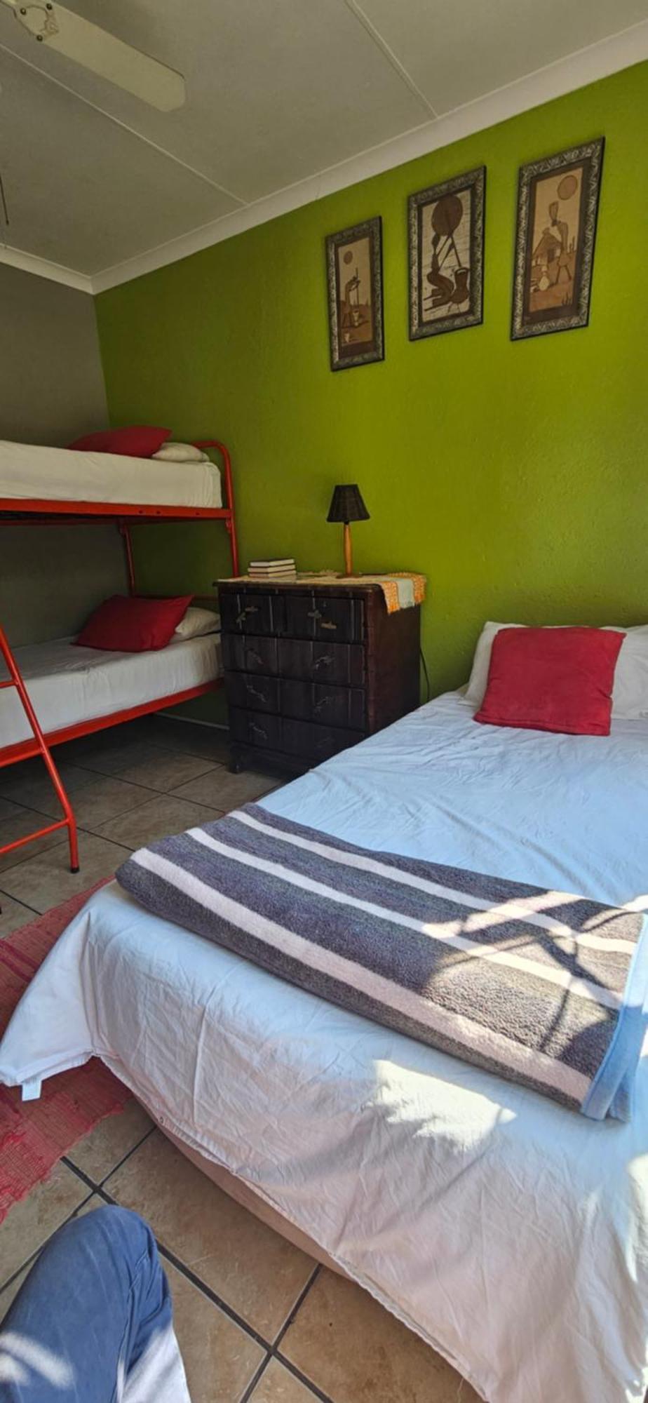 Old Vic Travellers Inn Nelspruit Νέλσπρουιτ Εξωτερικό φωτογραφία